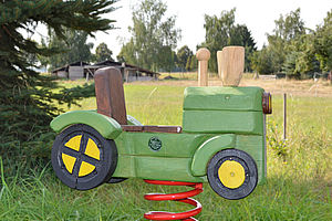 Single Spring See-saw Tractor 4.03.32.