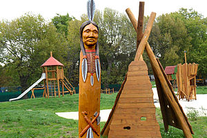 Indian Totem Pole 33.04.01.