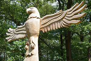 Eagle with Wings Totem Pole 33.04.03.