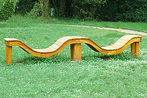 Wave Bench 24.14.4.