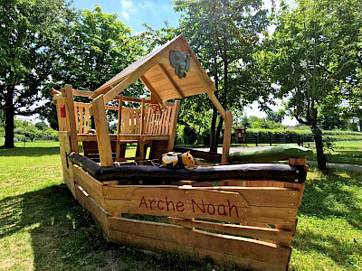 Neues Spielschiff für einen Kindergarten