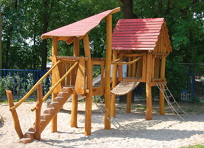 2- Tower Play castle – suitable for kindergarden
