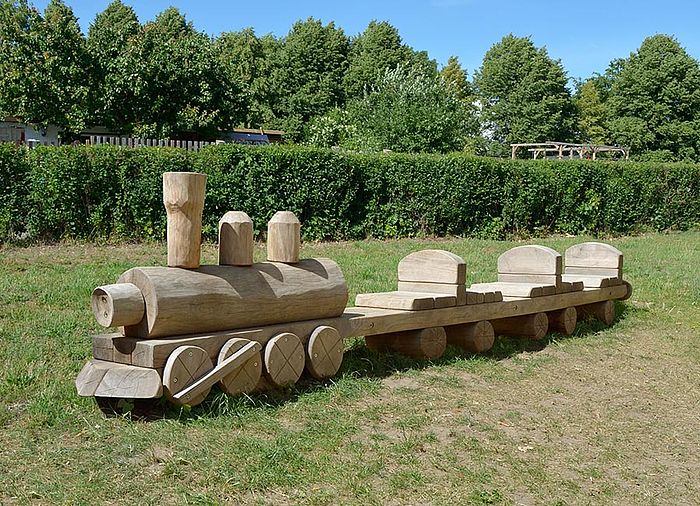 Balancing element Railway made of Robinia wood