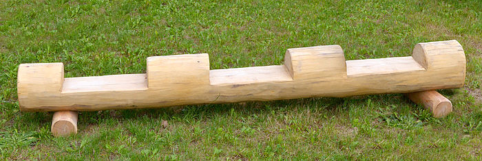 Bench for toddler made of Robinia wood
