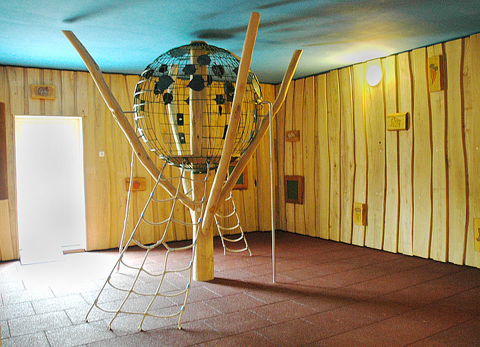 Indoor Klettergerüst - Kletterbaum