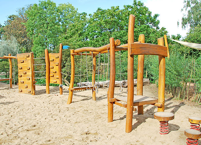 Low Rope Course with Climbing Wall