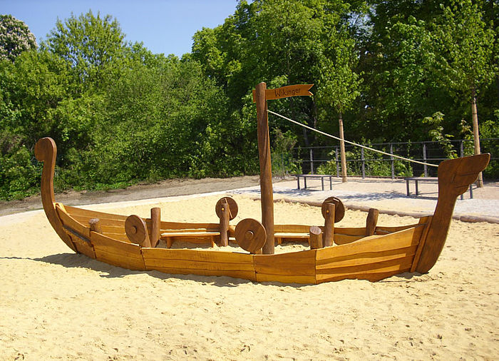 Sand-Spielschiff Wikinger - Spielplatzspielgerät