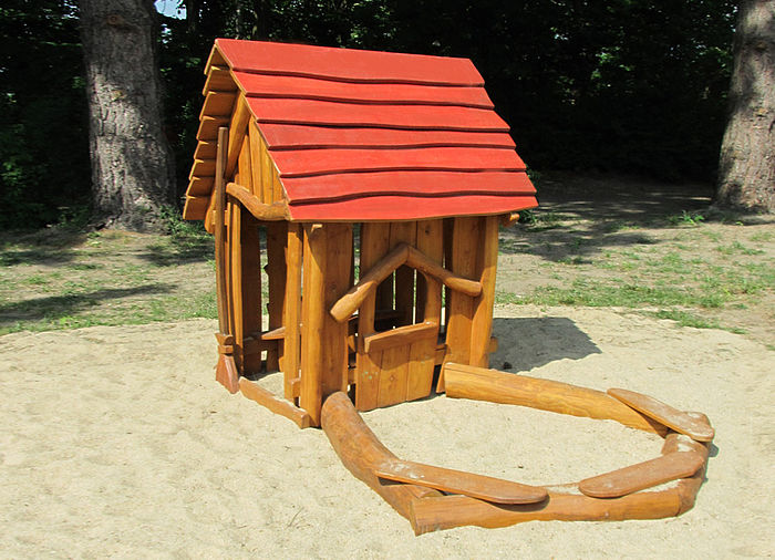 Playhouse with sandpit suitable for toddler