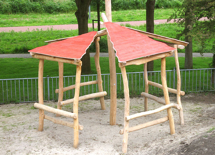 Shelter made of Robina wood